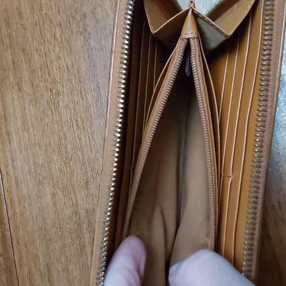 MCM Cognac Hobo Bag with Matching Wallet Iconic Monogram Print - Picture 10 of 12